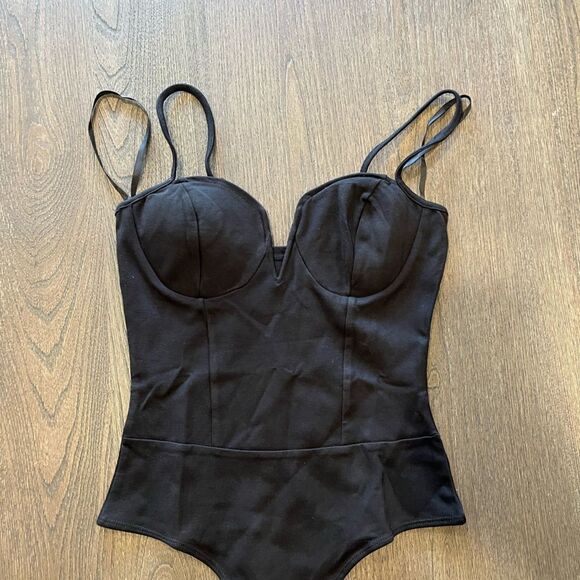 NWOT Guess Los Angeles Black Corset Bodysuit V-Underwire Spaghetti Straps Sz S - Picture 3 of 9